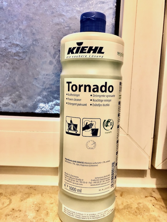 fensterreinigungsmittel-kiehl-tornado-nuernberg